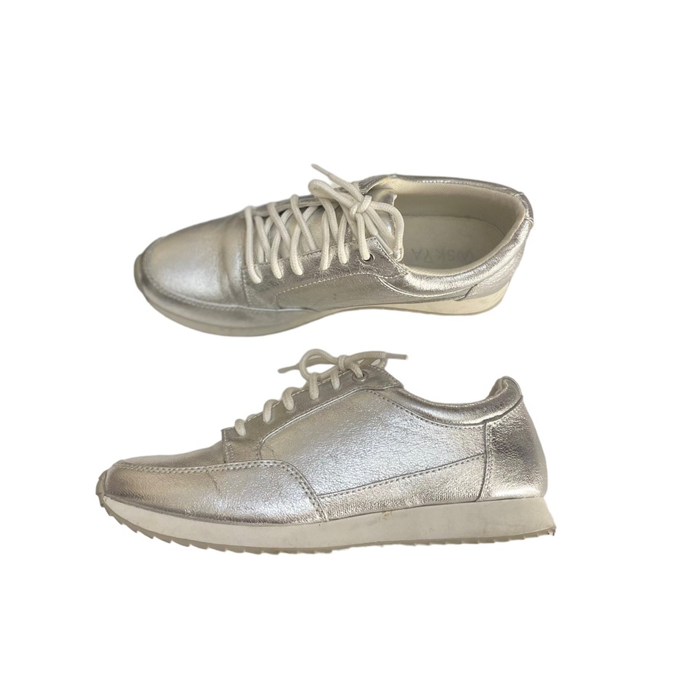 Askya casual metallic silver lace up trending fairycore sneaker shoes size 9